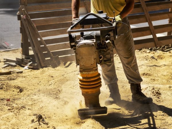 Travaux de terrassement sur les environs de Strasbourg et Haguenau dans le Bas-Rhin S&eacute;lestat 1
